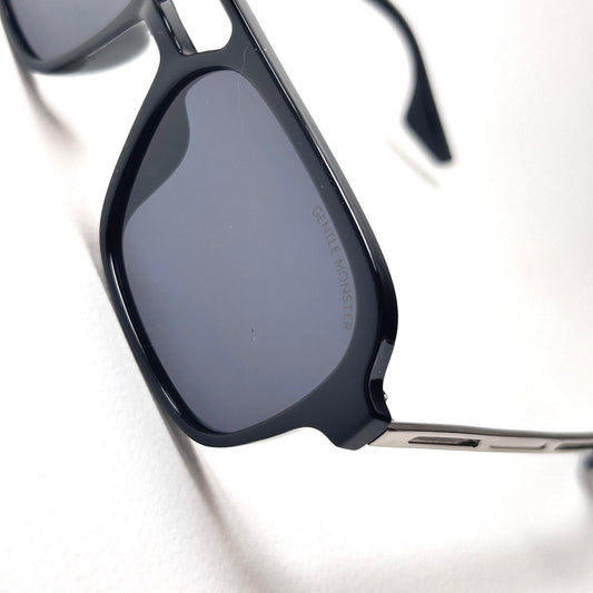 Gentle Monster 01 - Black