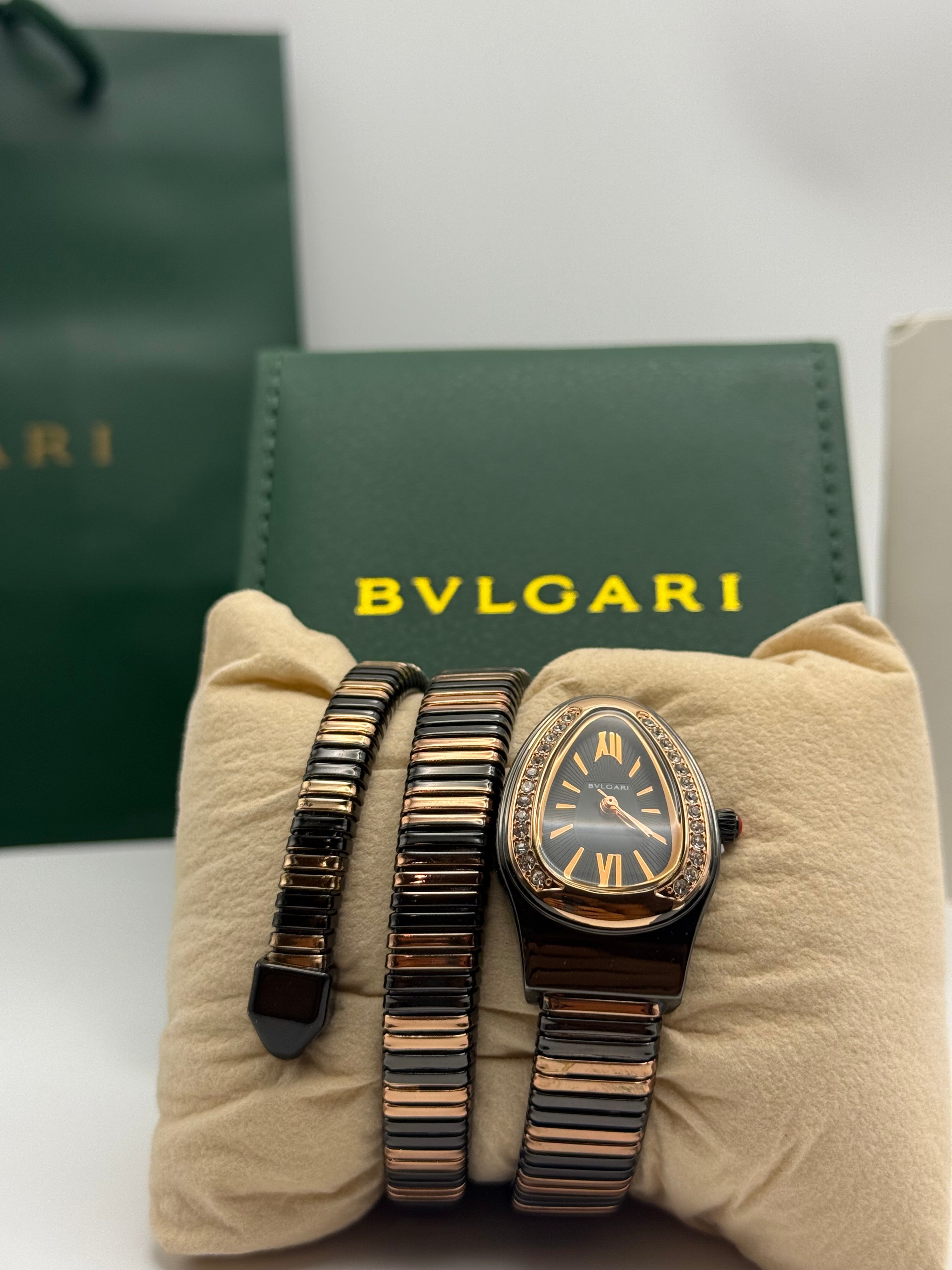 Bvlgari Serpenti Tubogas Watch – Black Dial Two-Tone Diamond Bezel
