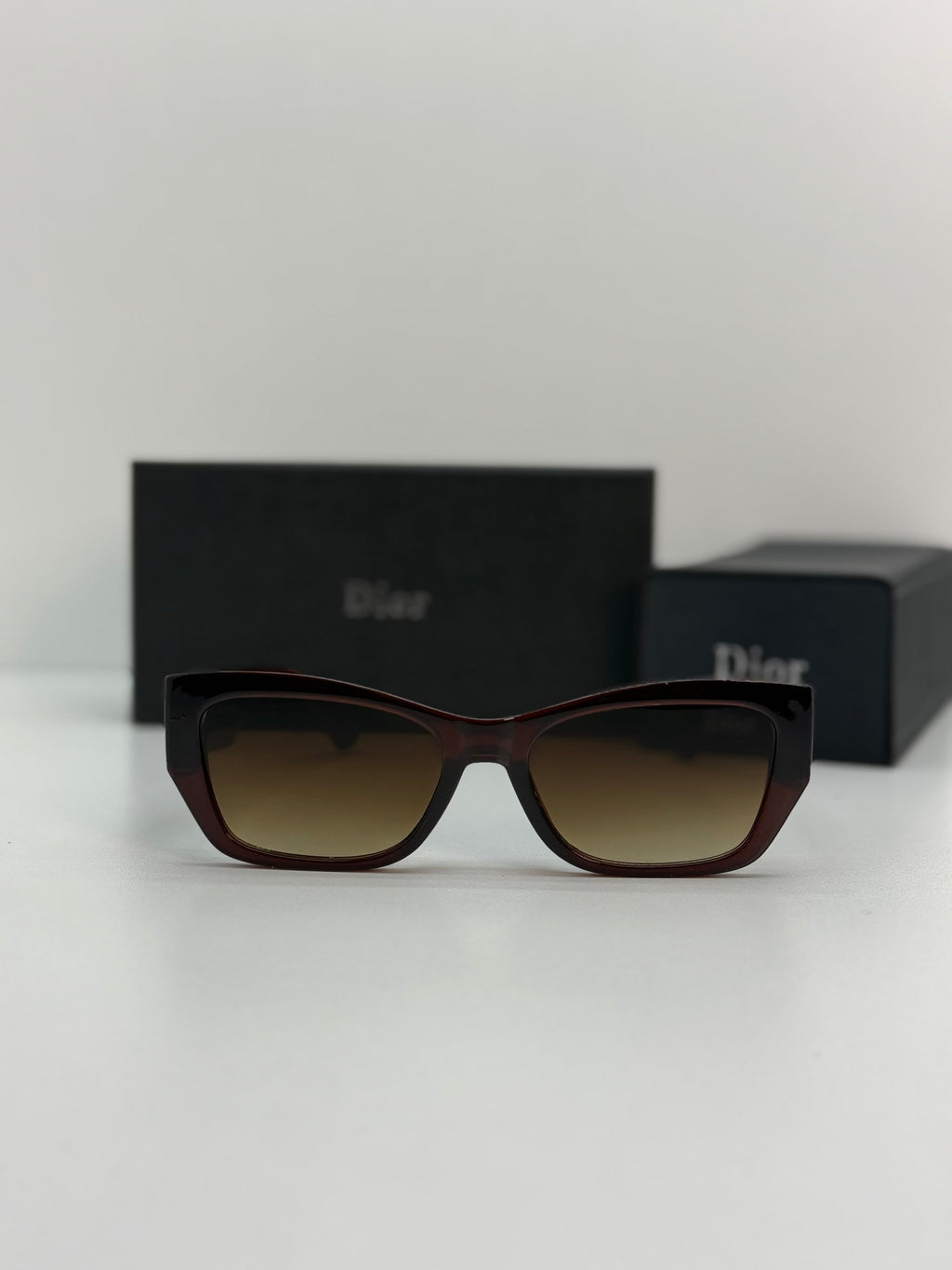 Miss Dior Butterfly Sunglasses – Tortoise/Gold