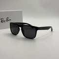 Ray-Ban Justin Sunglasses – Glossy Black Frame / Polarized Dark Grey Lenses