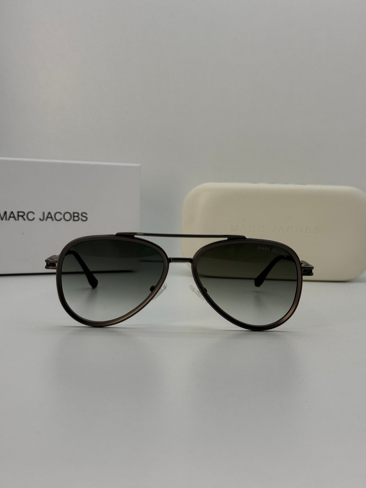 Marc Jacobs Aviator Sunglasses – Gunmetal / Gradient Green
