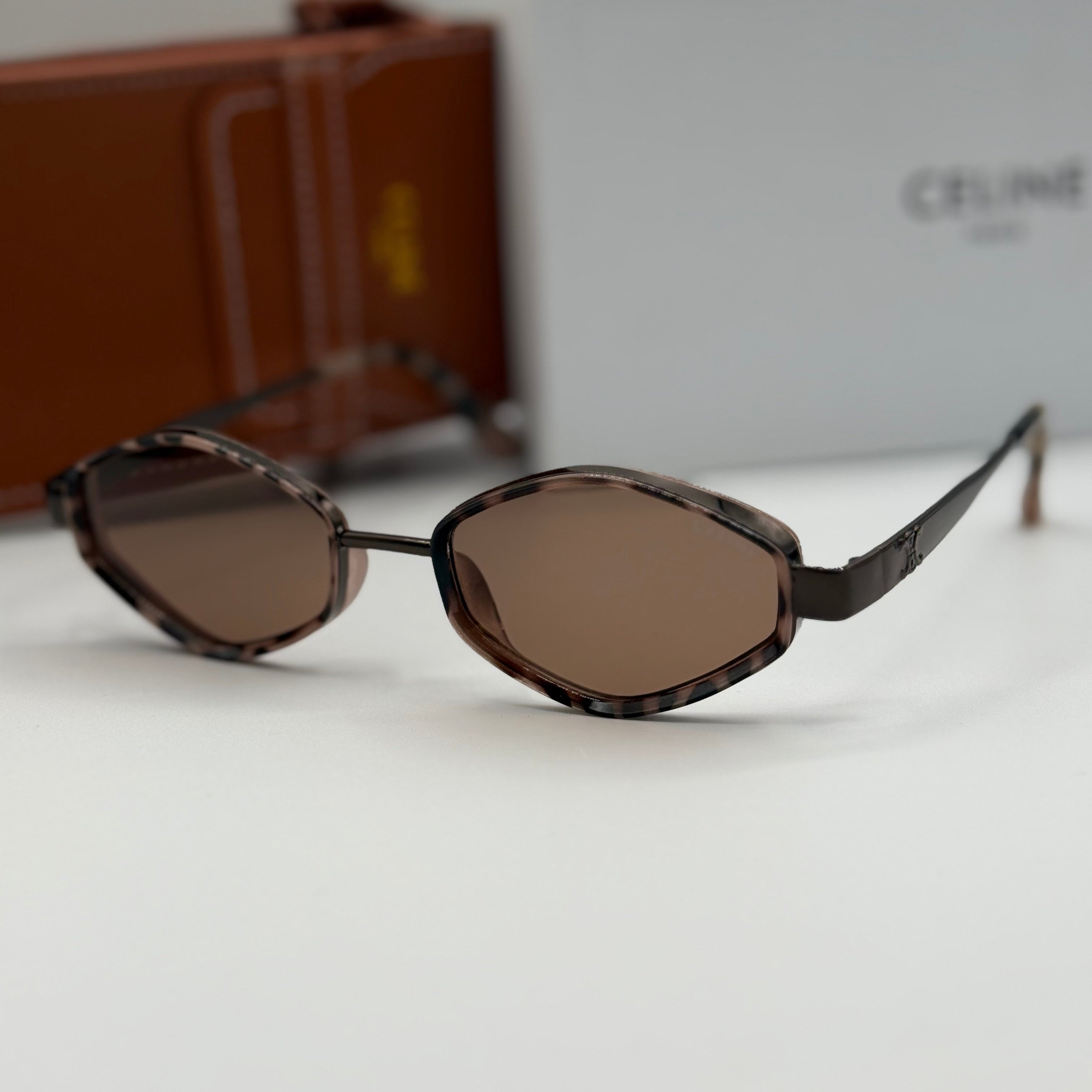 Céline Triomphe Geometric Sunglasses – Tortoise & Brown