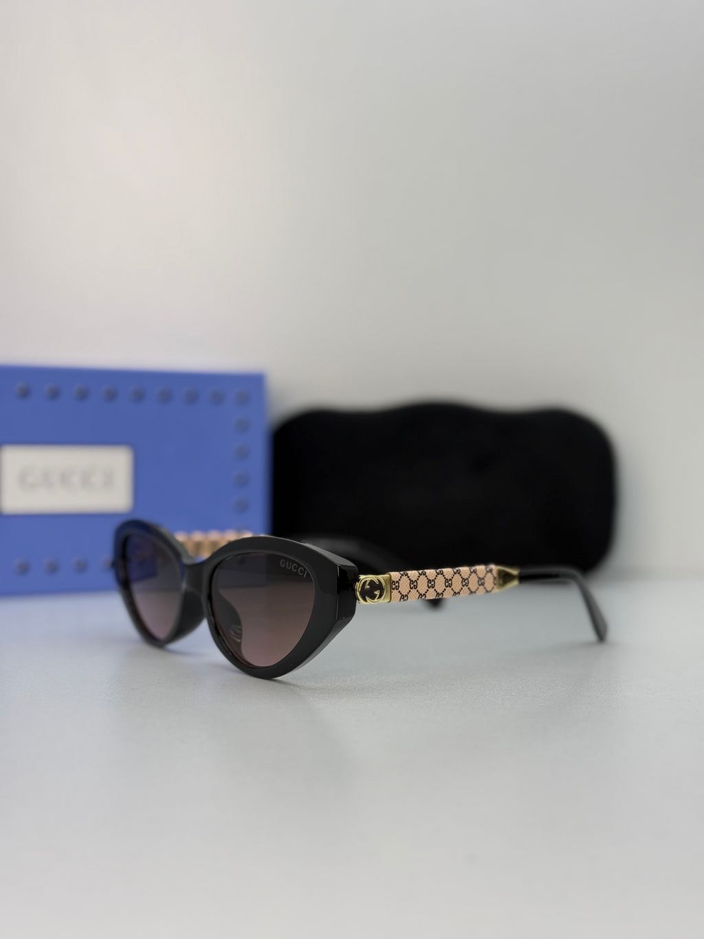 Gucci Cat-Eye Sunglasses — Black / Brown Gradient