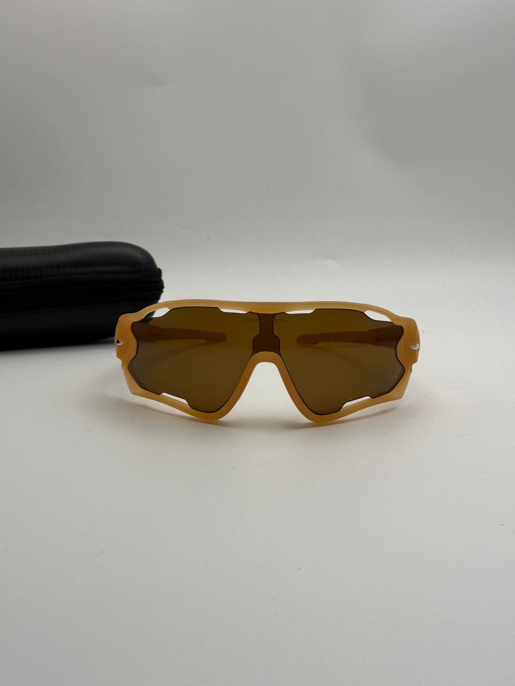 Oakley Jawbreaker – Sand Beige Frame Bronze Shield