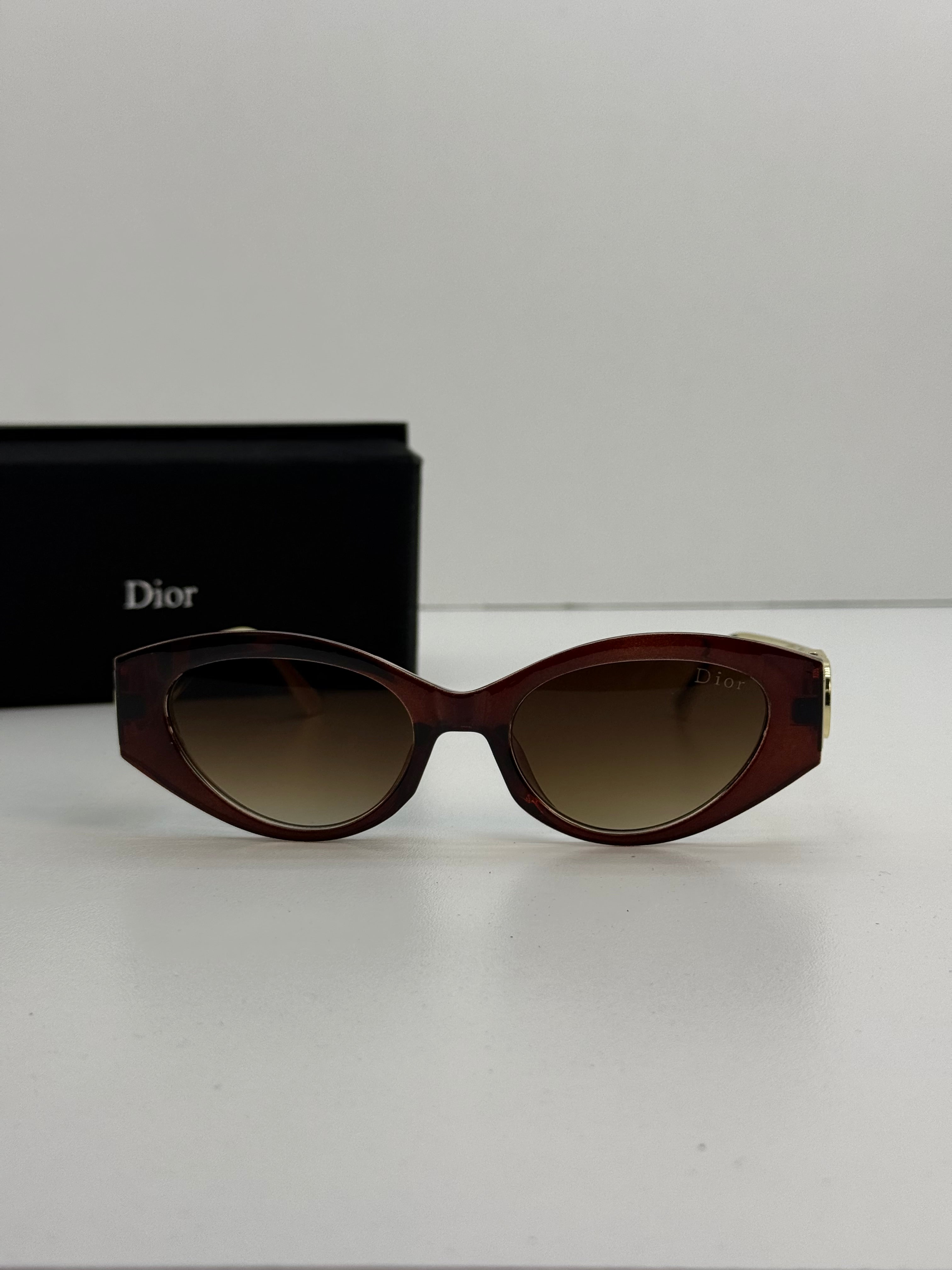 Dior CD Signature Cat-Eye Sunglasses – Burgundy Brown Gradient