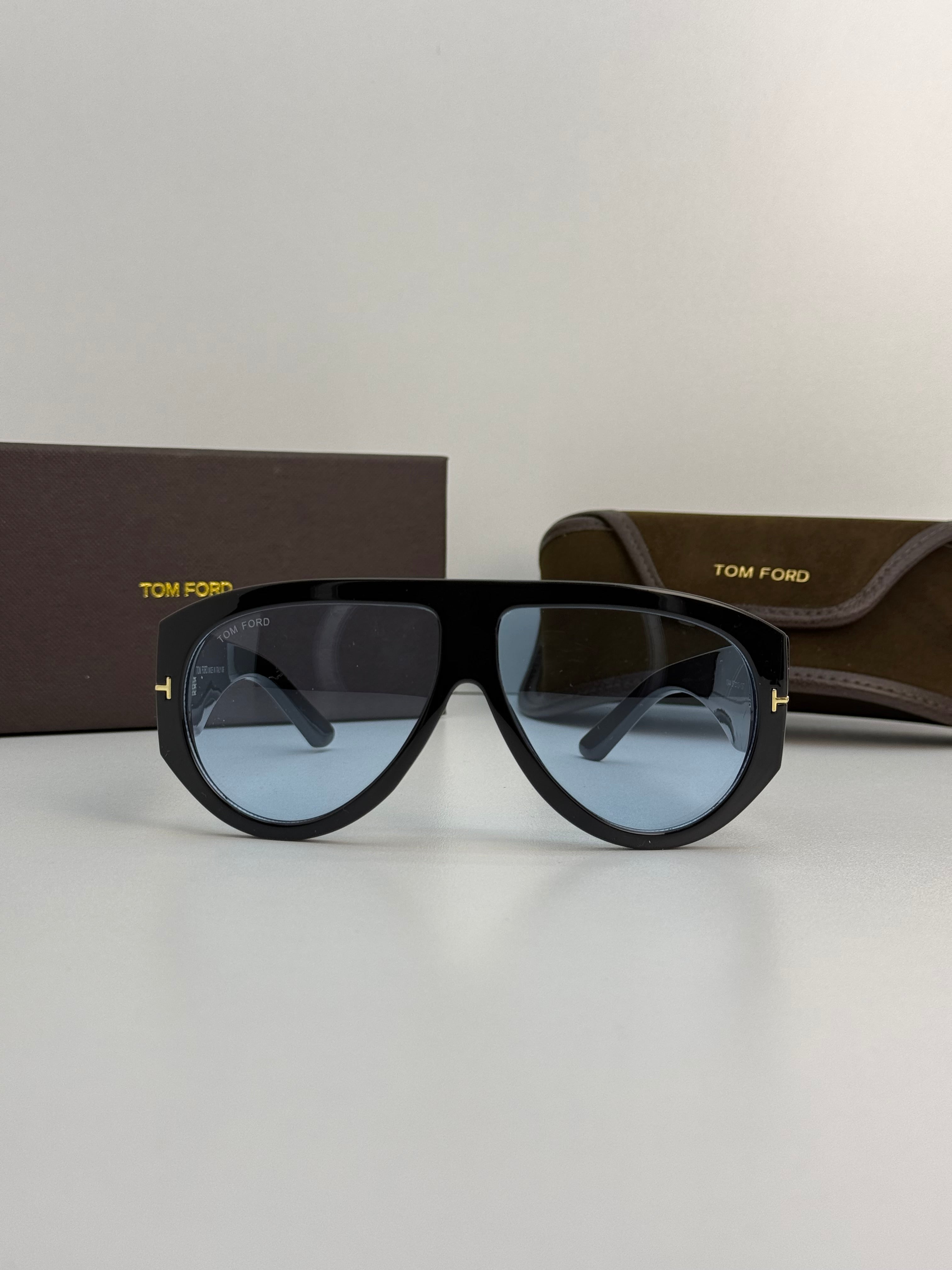 Tom Ford Oversized Shield Sunglasses (Black / Blue Gradient)
