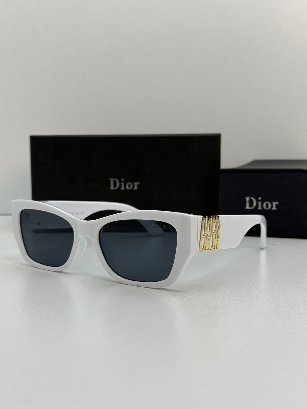 Miss Dior Butterfly Sunglasses – White/Gold