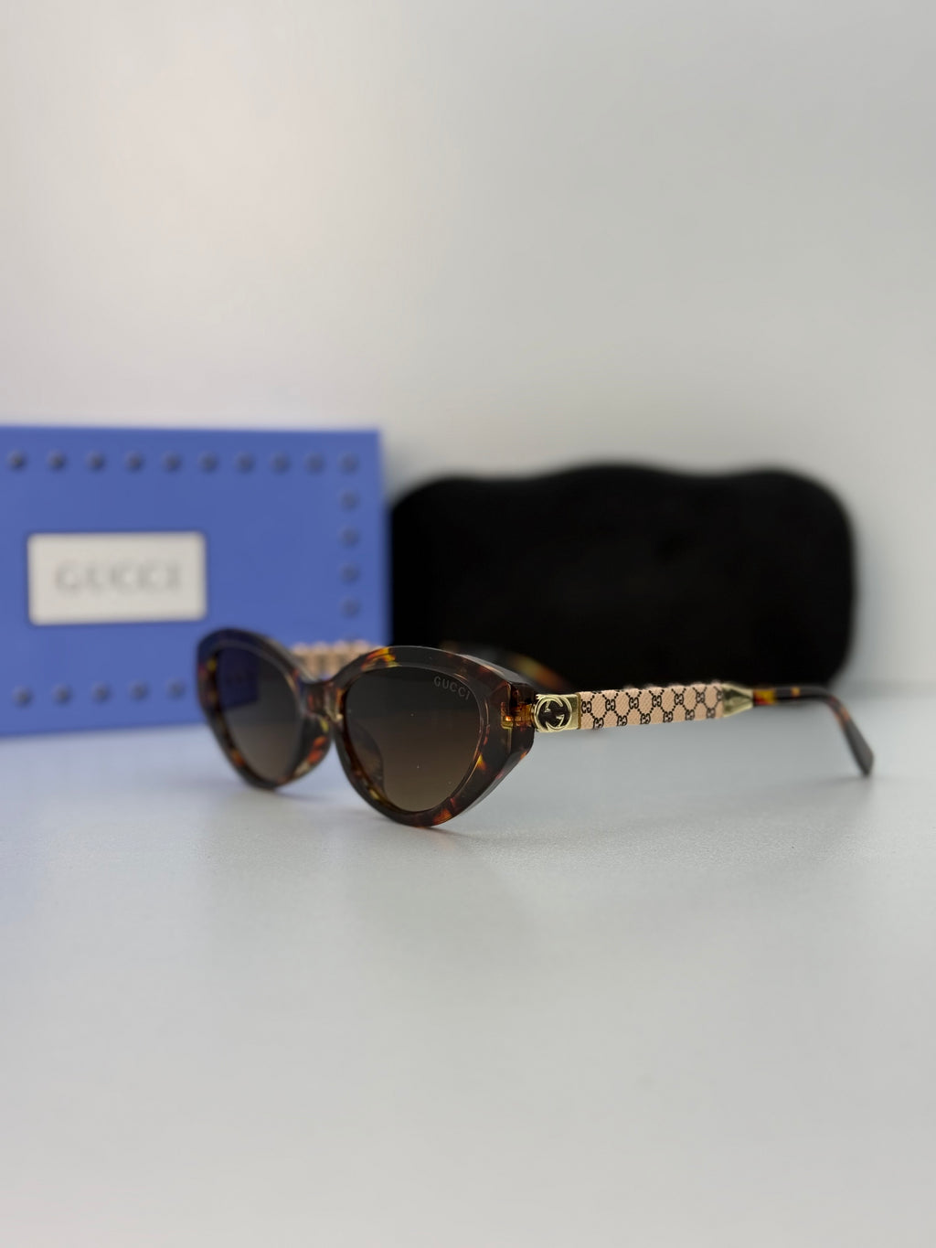 Gucci Cat-Eye Sunglasses — Tortoiseshell Brown