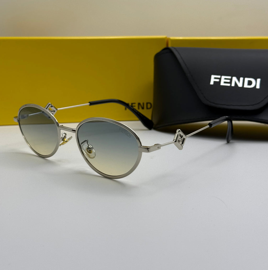 Fendi Round Sunglasses – Gold Frame & Gradient Blue Lenses