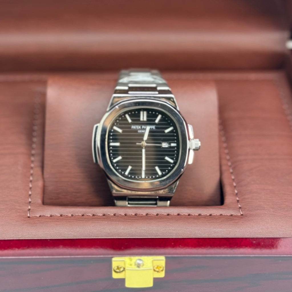 Patek Philippe Nautilus 5711 – Black Dial