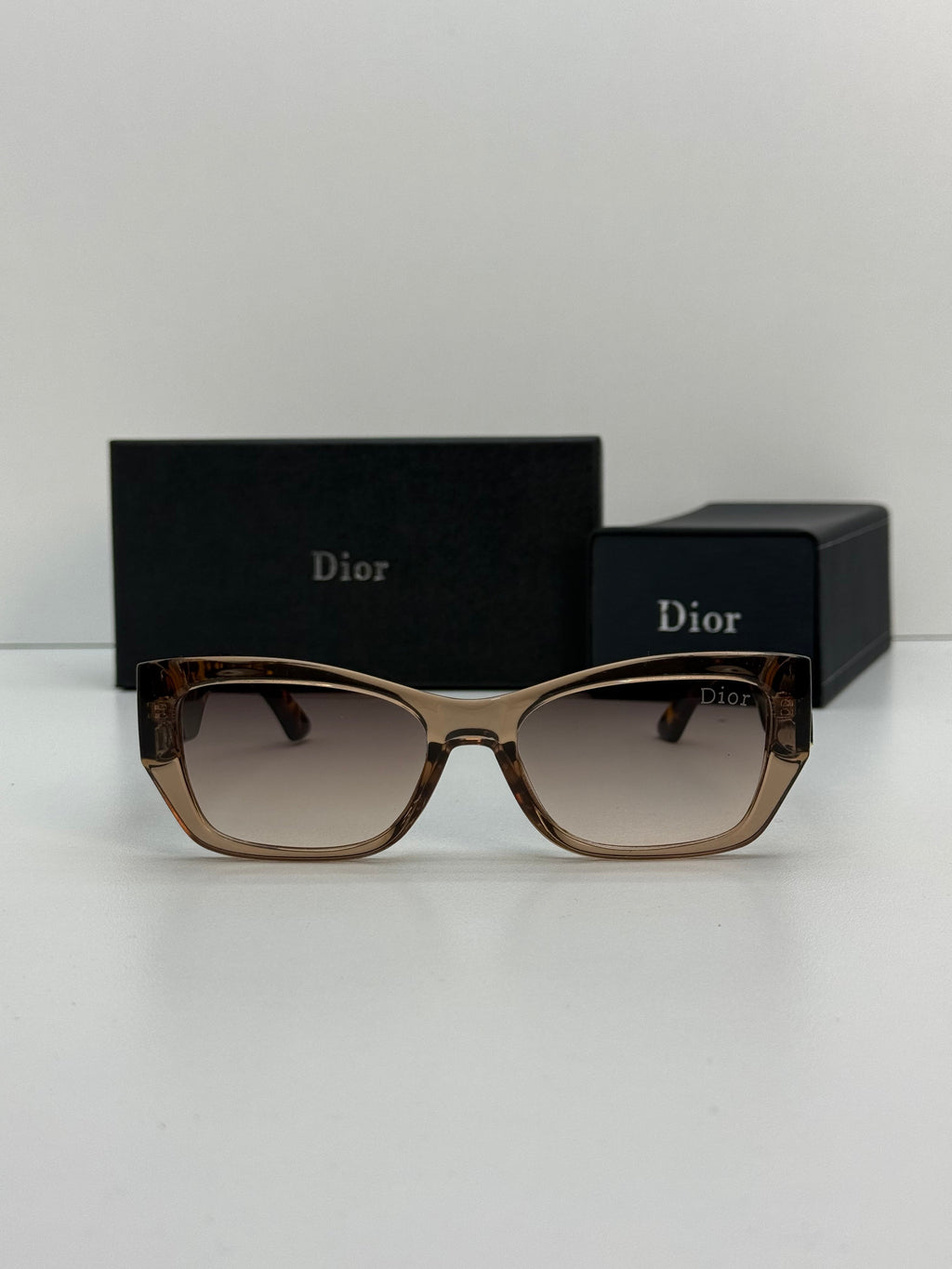 Miss Dior Butterfly Sunglasses – Transparent Beige/Gold