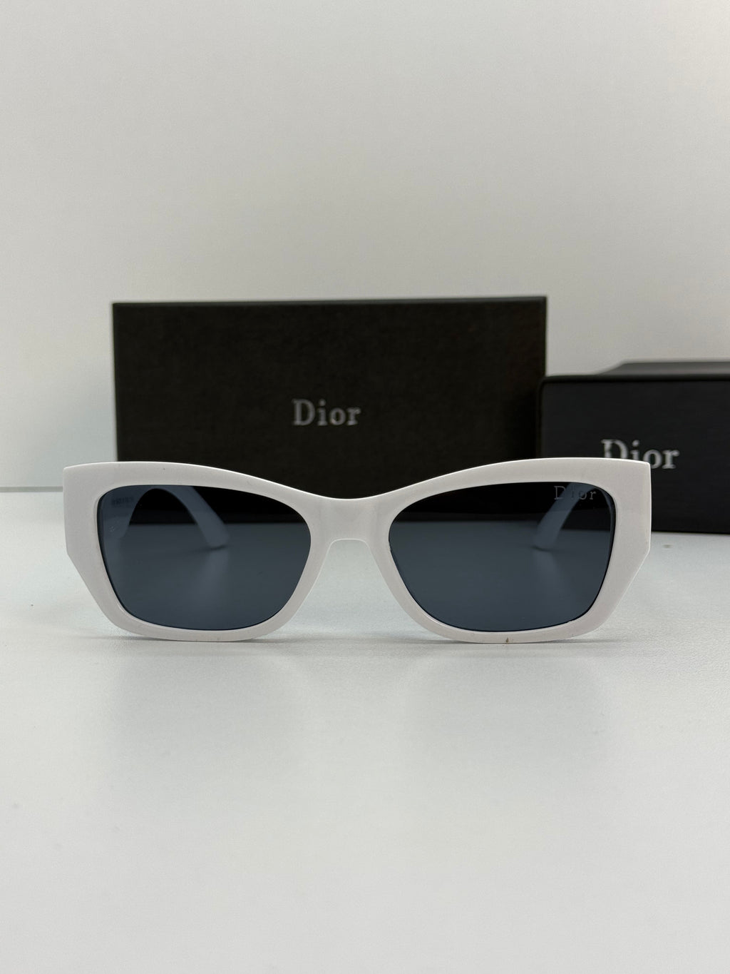 Miss Dior Butterfly Sunglasses – White/Gold