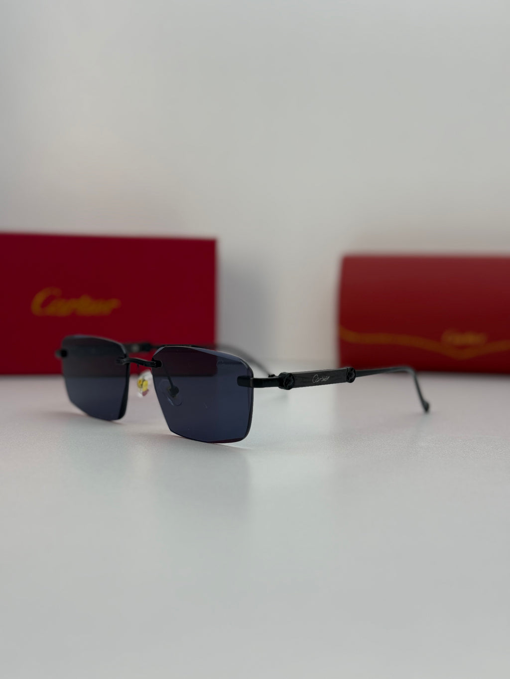 Cartier Rimless Rectangular Black / dark ruthenium metal