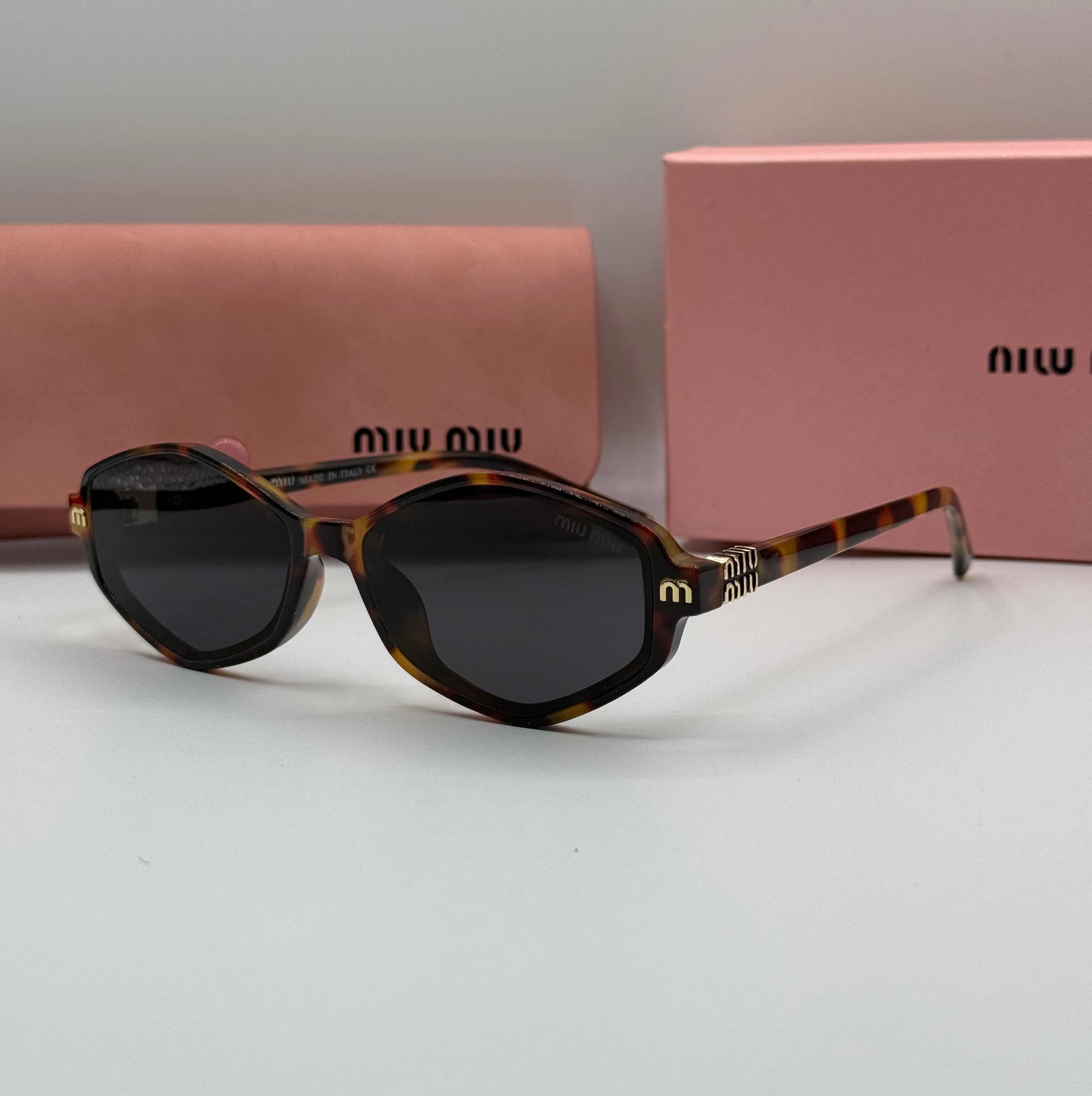Miu Miu Sunglasses – Tortoise Shell / Dark Lenses