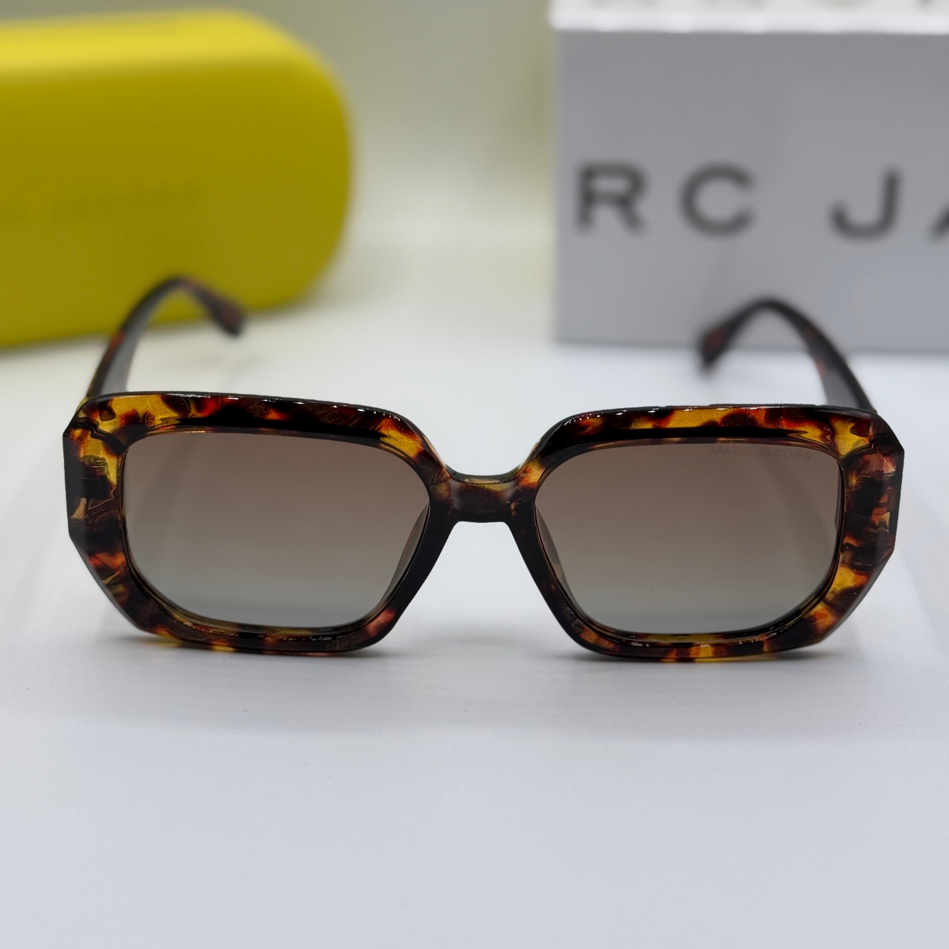 Marc Jacobs Sunglasses - Tortoise