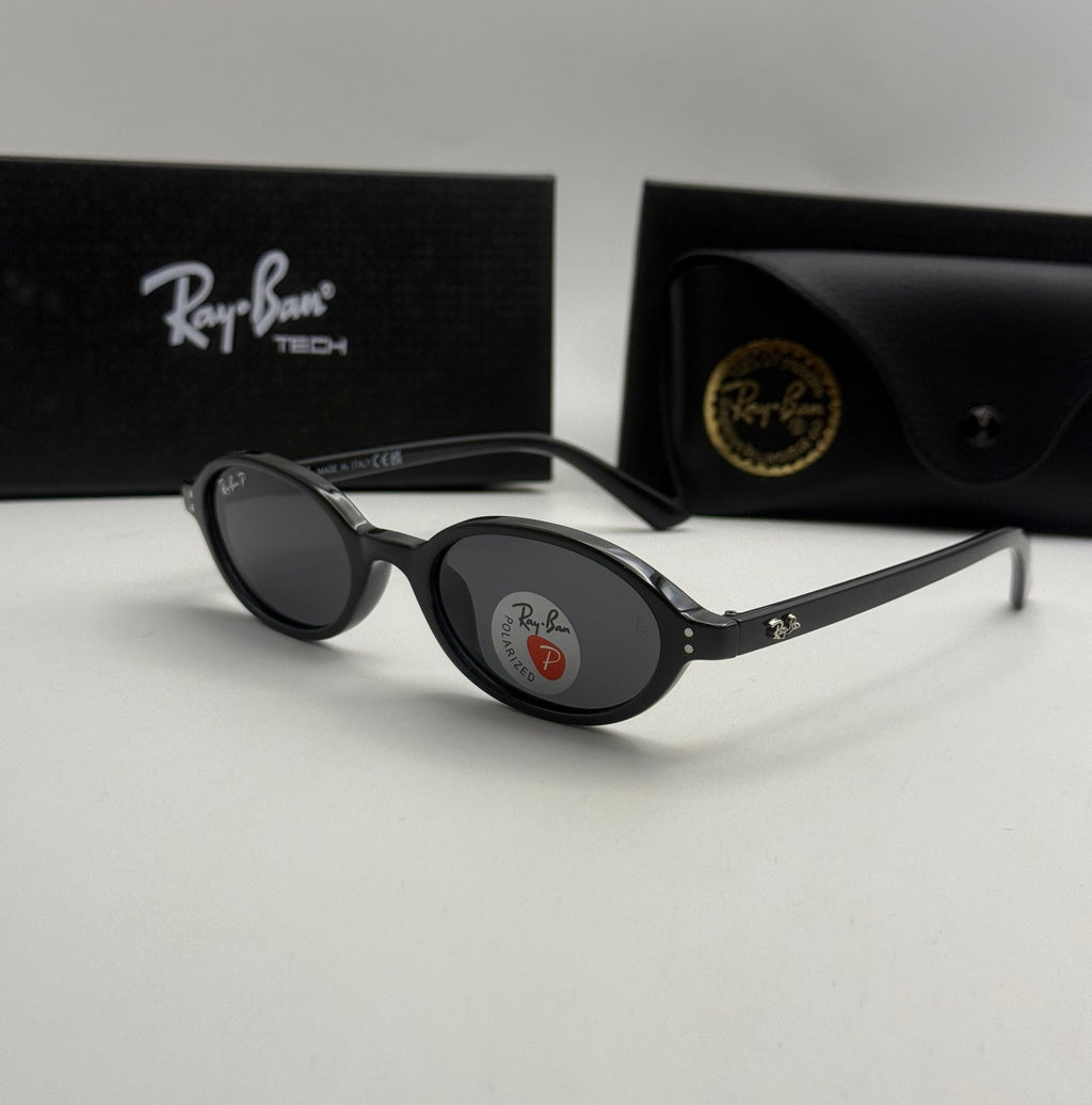 Ray-Ban Oval Polarized Sunglasses – Matte Black / Dark Grey