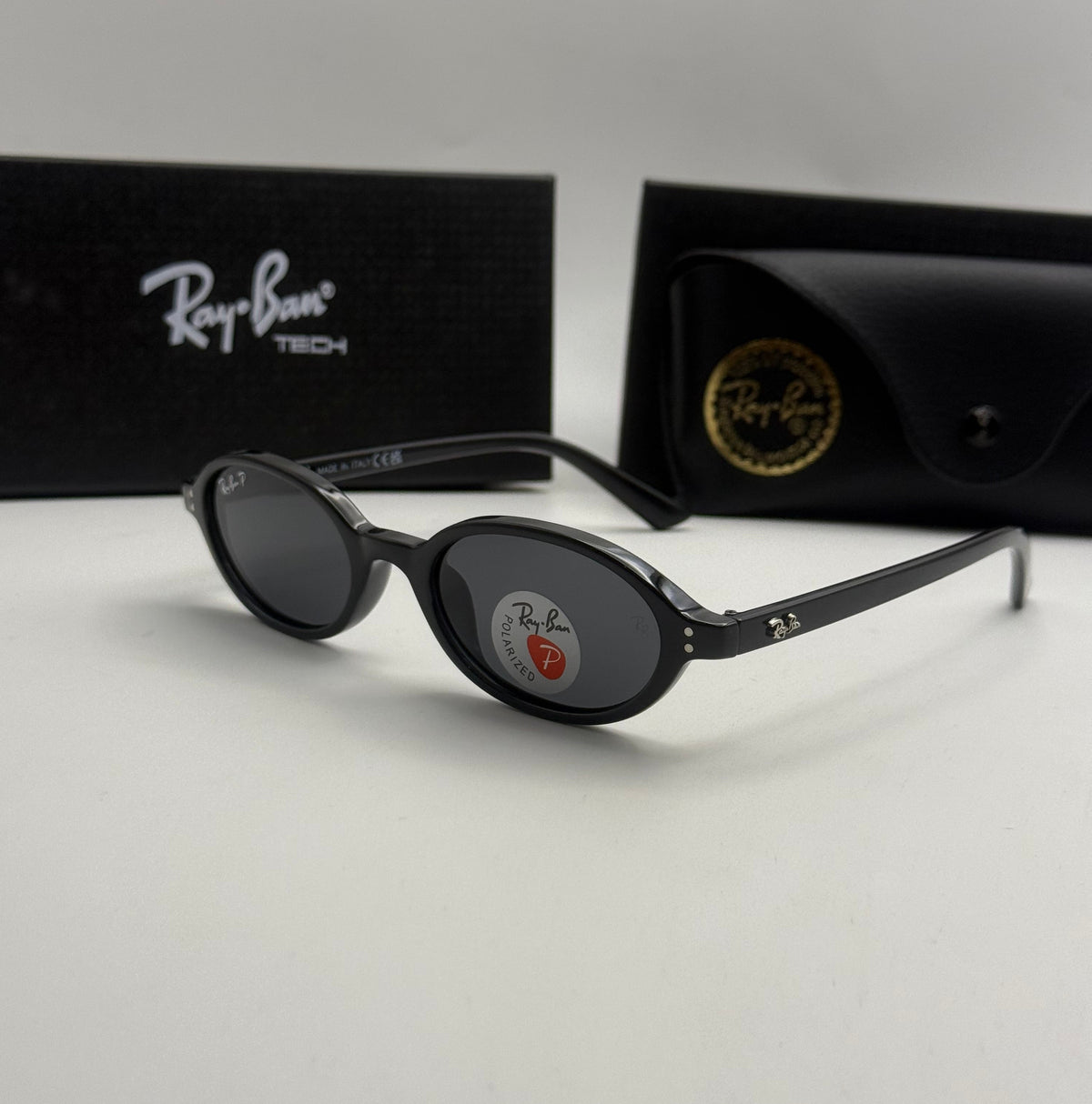 Ray-Ban Oval Polarized Sunglasses – Matte Black / Dark Grey
