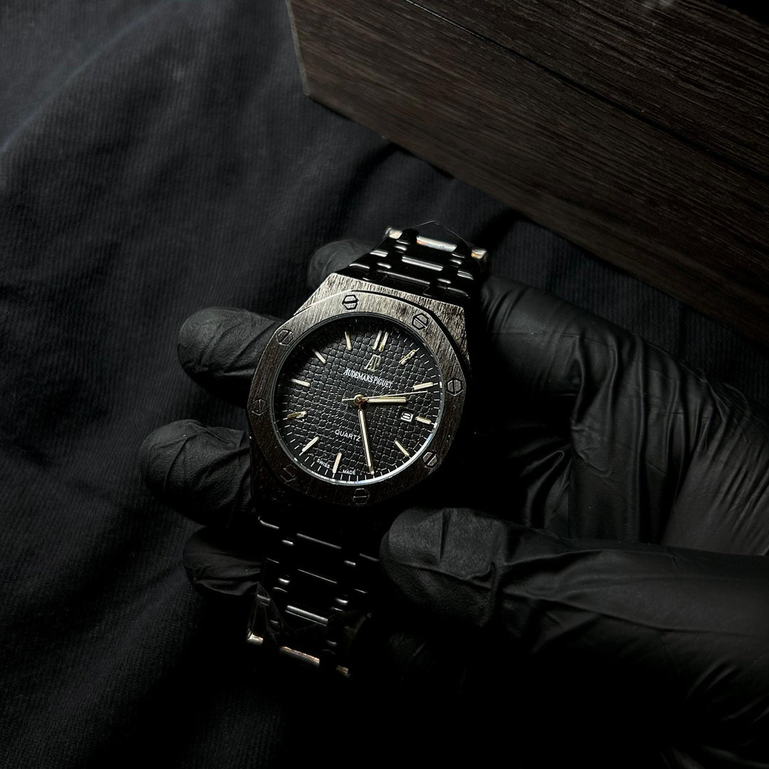 Audemars Piguet Classic Royal Oak For Him – Black