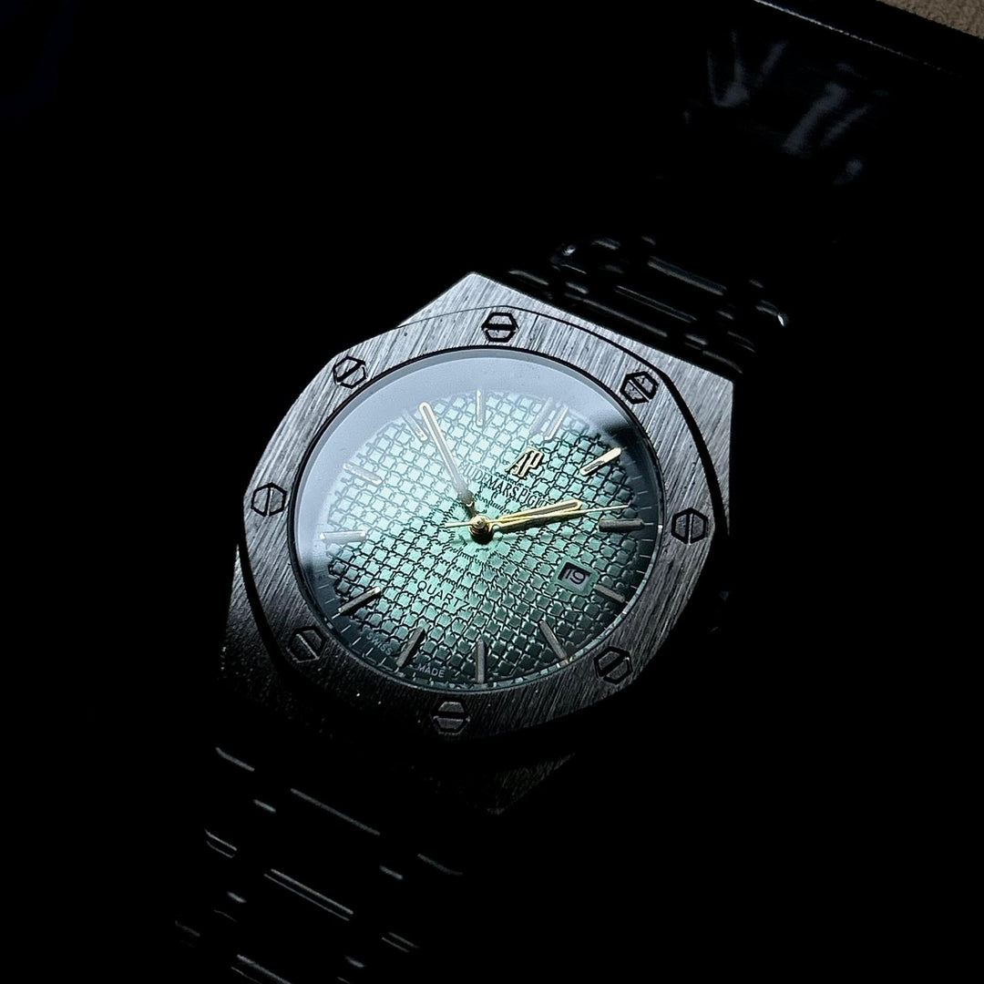 Audemars Piguet Classic Royal Oak For Him – Black Aqua