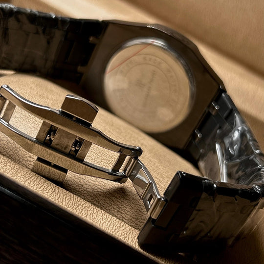 Audemars Piguet Classic Royal Oak For Him – Black White