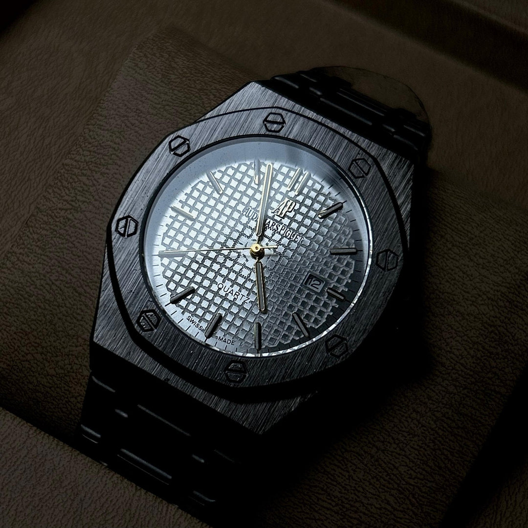 Audemars Piguet Classic Royal Oak For Him – Black White
