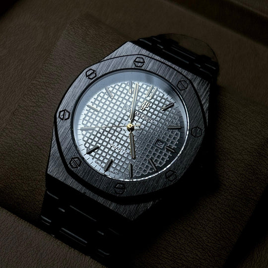 Audemars Piguet Classic Royal Oak For Him – Black White