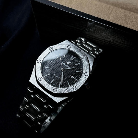 Audemars Piguet Classic Royal Oak For Him – Silver Black