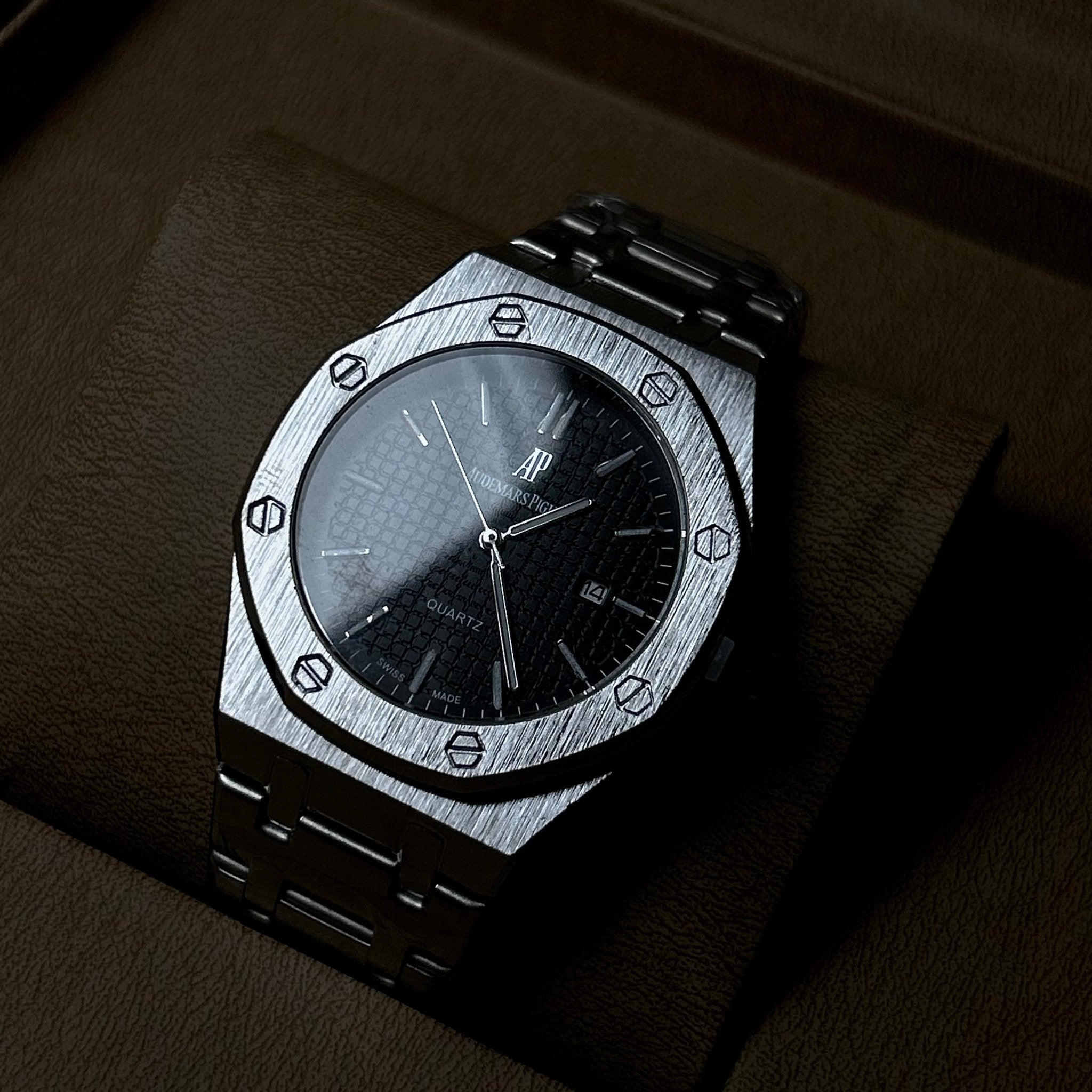 Audemars Piguet Classic Royal Oak For Him – Silver Black