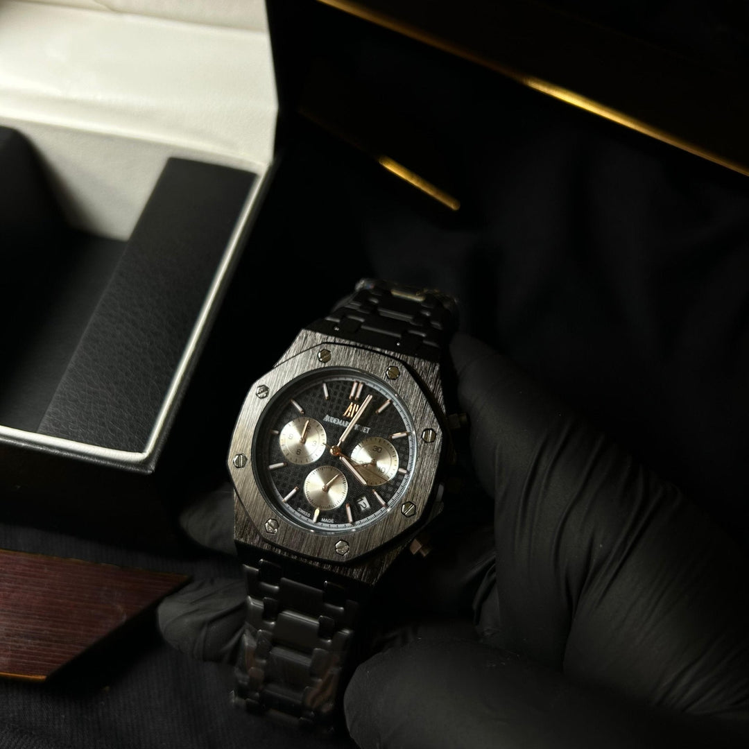 Audemars Piguet Royal Oak Chronograph For Him – Black Steel with Rose Gold pattern