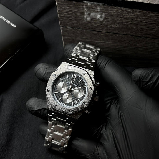 Audemars Piguet Royal Oak Chronograph For Him – Silver Black Dial