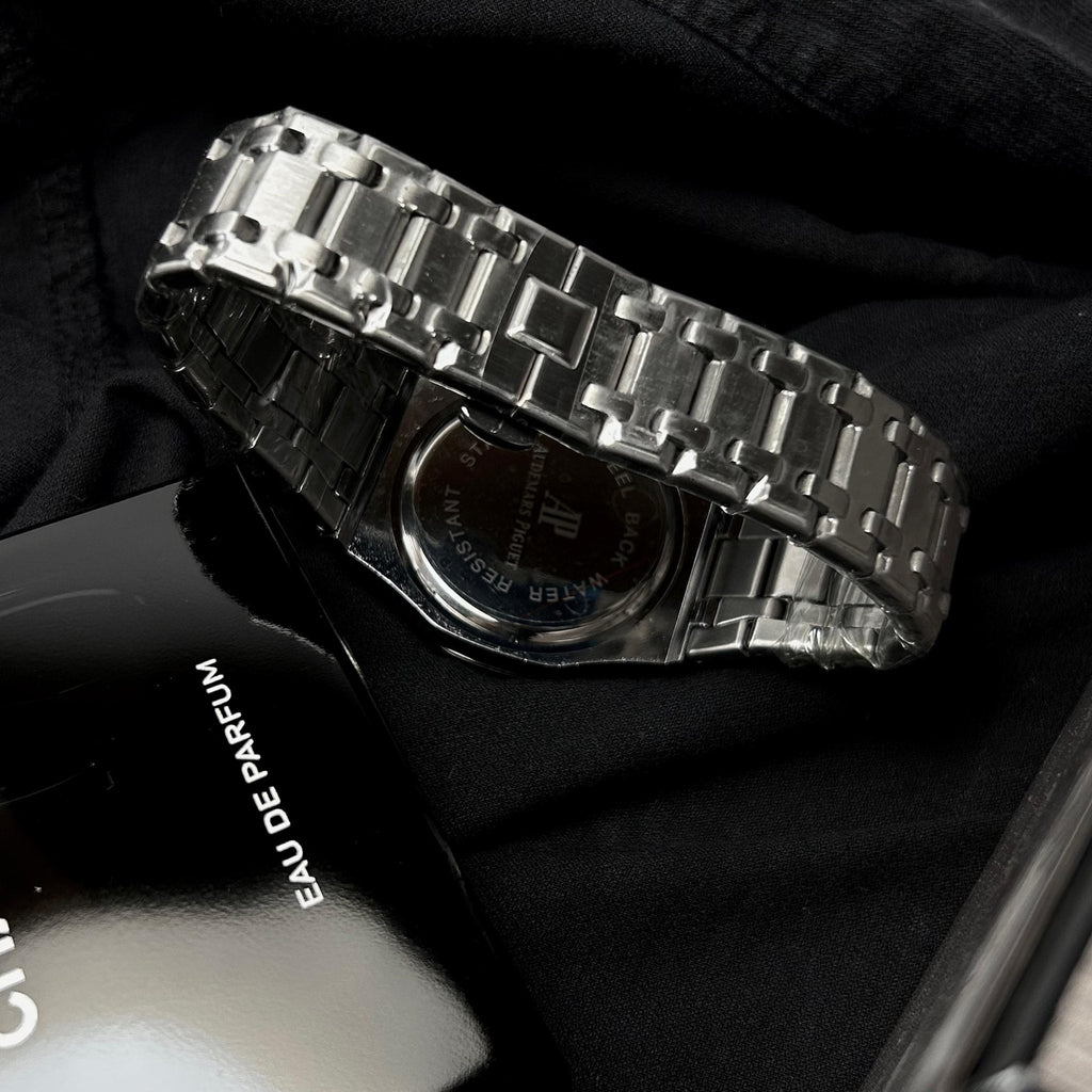 Audemars Piguet Royal Oak Chronograph For Him – Silver Black Dial