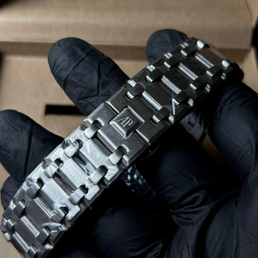 Audemars Piguet Royal Oak Chronograph For Him – Silver Purple