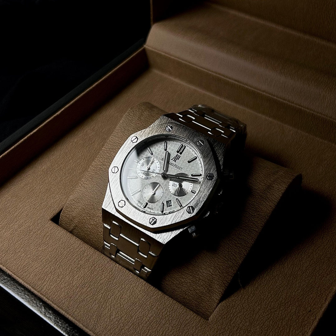 Audemars Piguet Royal Oak Chronograph For Him – Silver White Dial