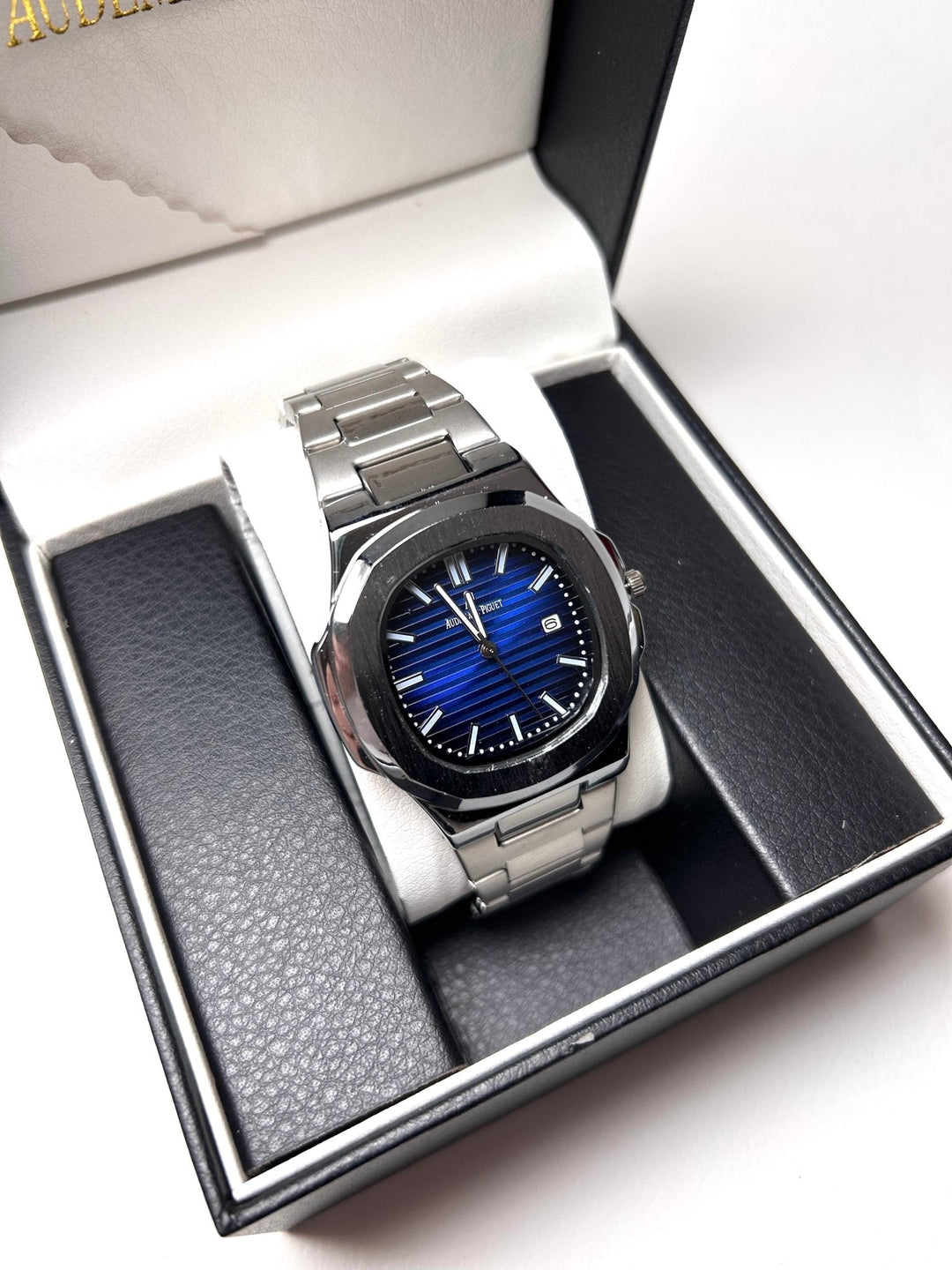 Audemars Piguet Royal Oak Nautilus For Him - Silver with Blue Dial