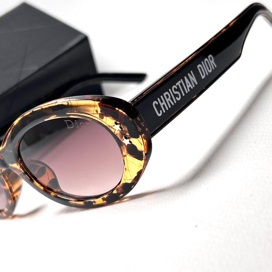 Dior Pacific B4F Oval – Havana Brown