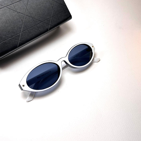 Dior Pacific Oval R1F - White Navy