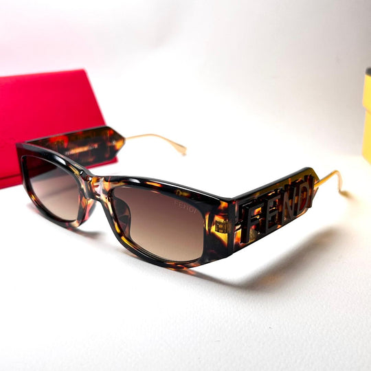 Fendi Oval FE40120I - Tigerl