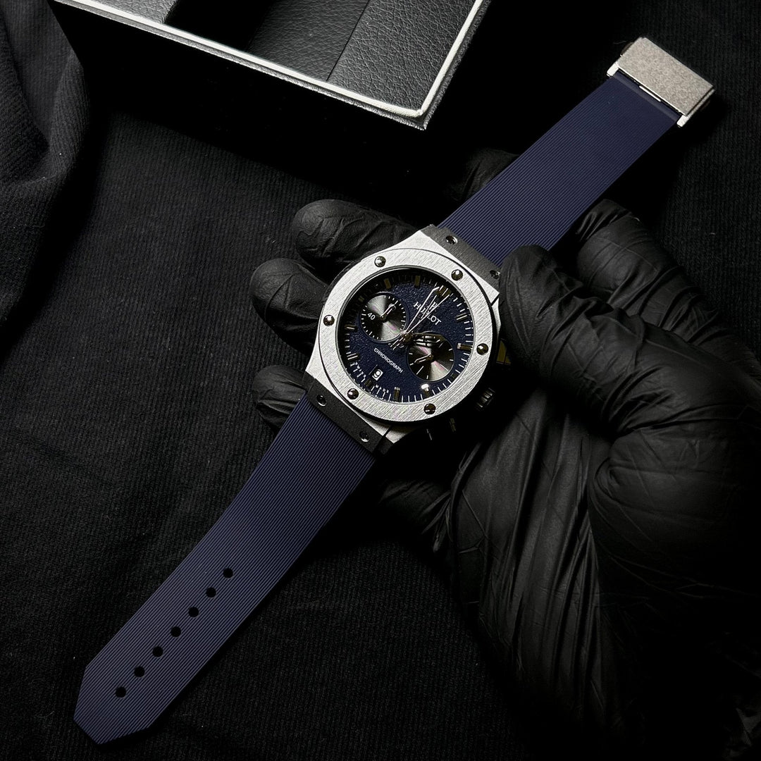 Hublot Classic Fusion Chronograph – Navy Dial