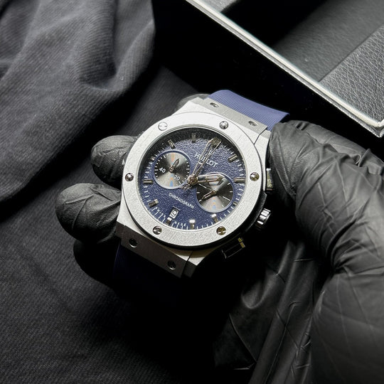 Hublot Classic Fusion Chronograph – Navy Dial