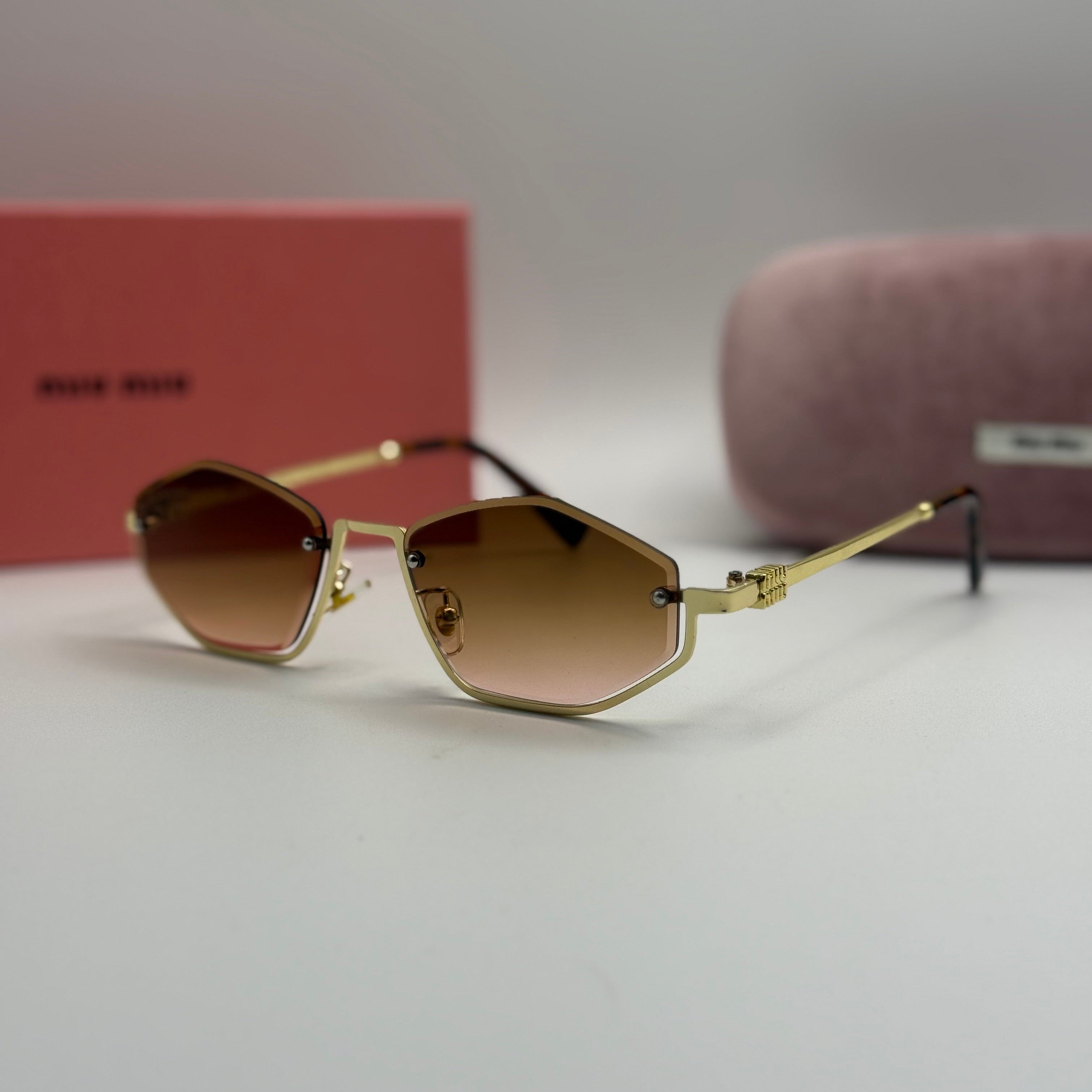 Miu Miu Rimless Geometric Sunglasses – Gold Metal / Brown Gradient Lenses