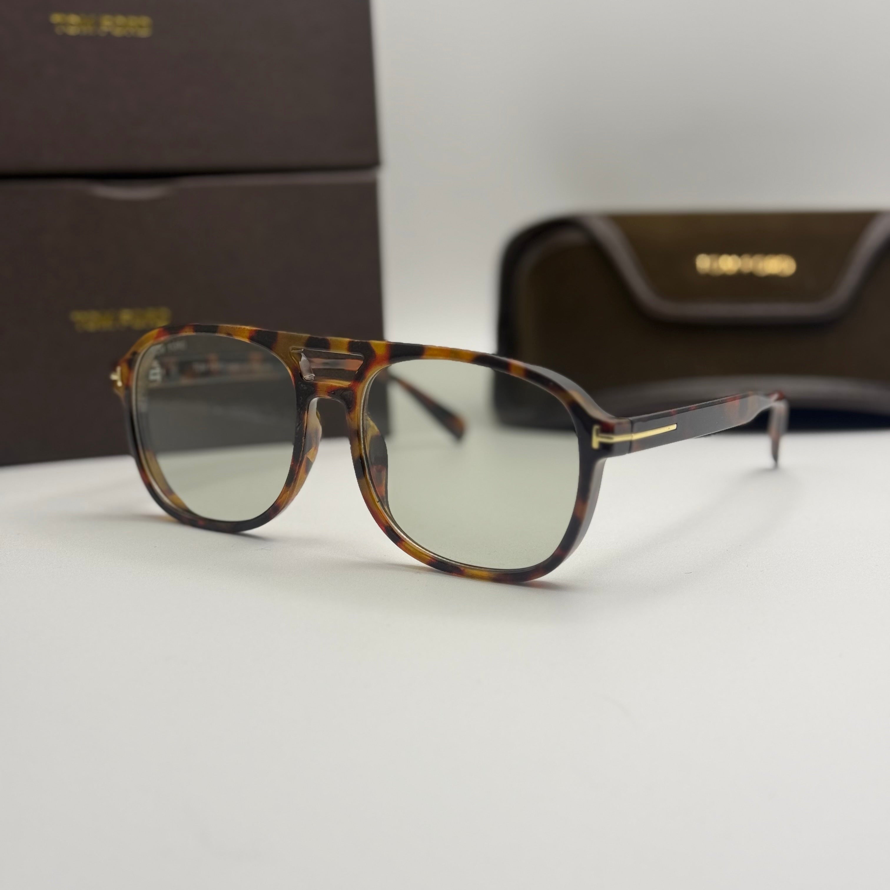 Tom Ford Aviator Sunglasses – Havana Tortoise / Light Green Lenses
