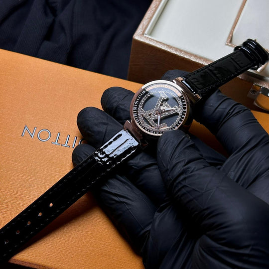 Louis Vuitton Stellar Orbit – Black Patent Rotating Dial