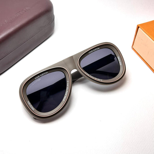 Louis Vuitton Super Vision Oversize Aviator – Warm Grey