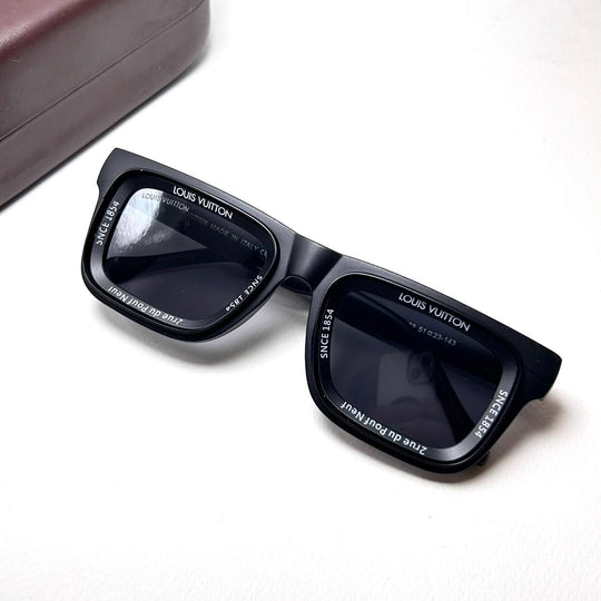 Louis Vuitton Super Vision Square - Black