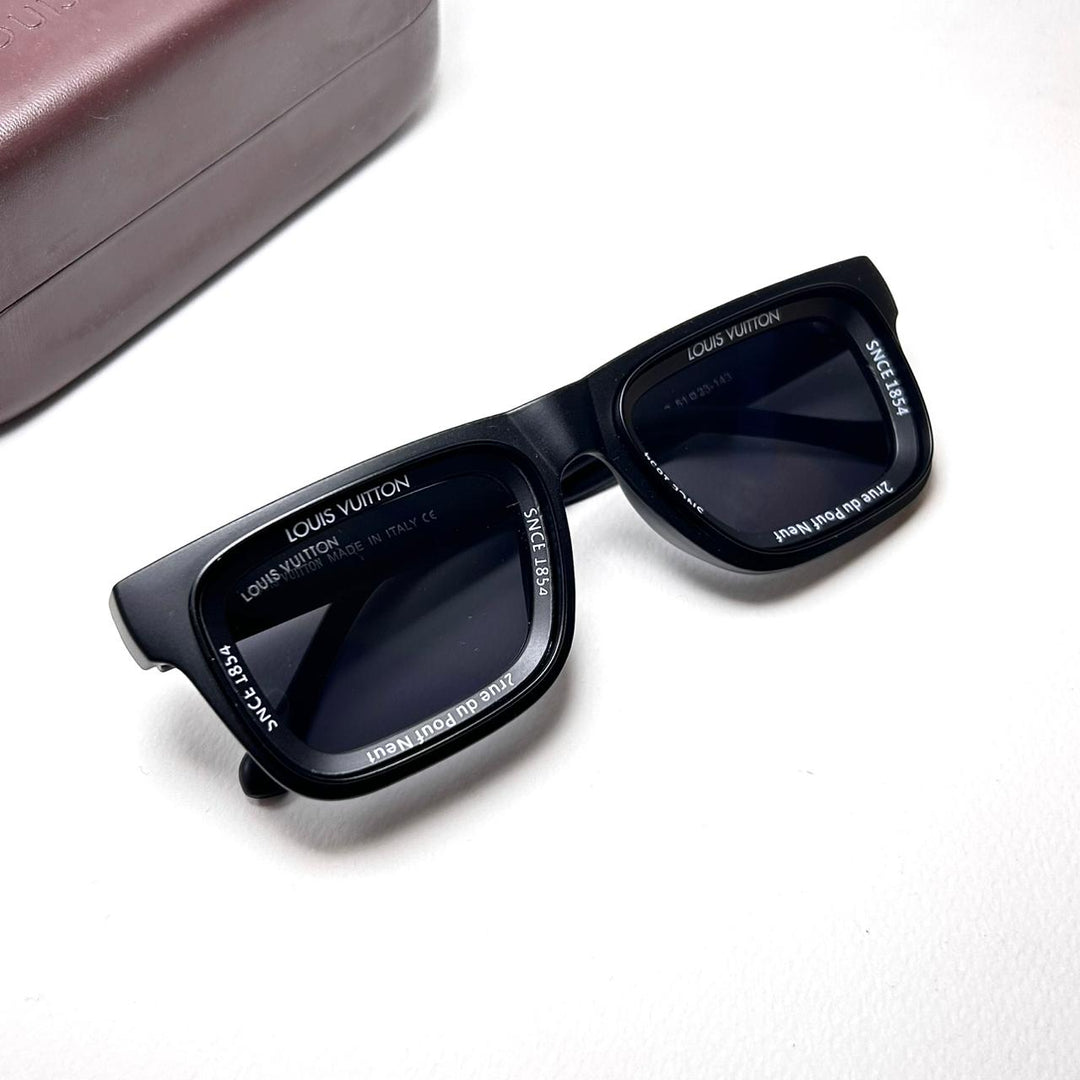 Louis Vuitton Super Vision Square - Black
