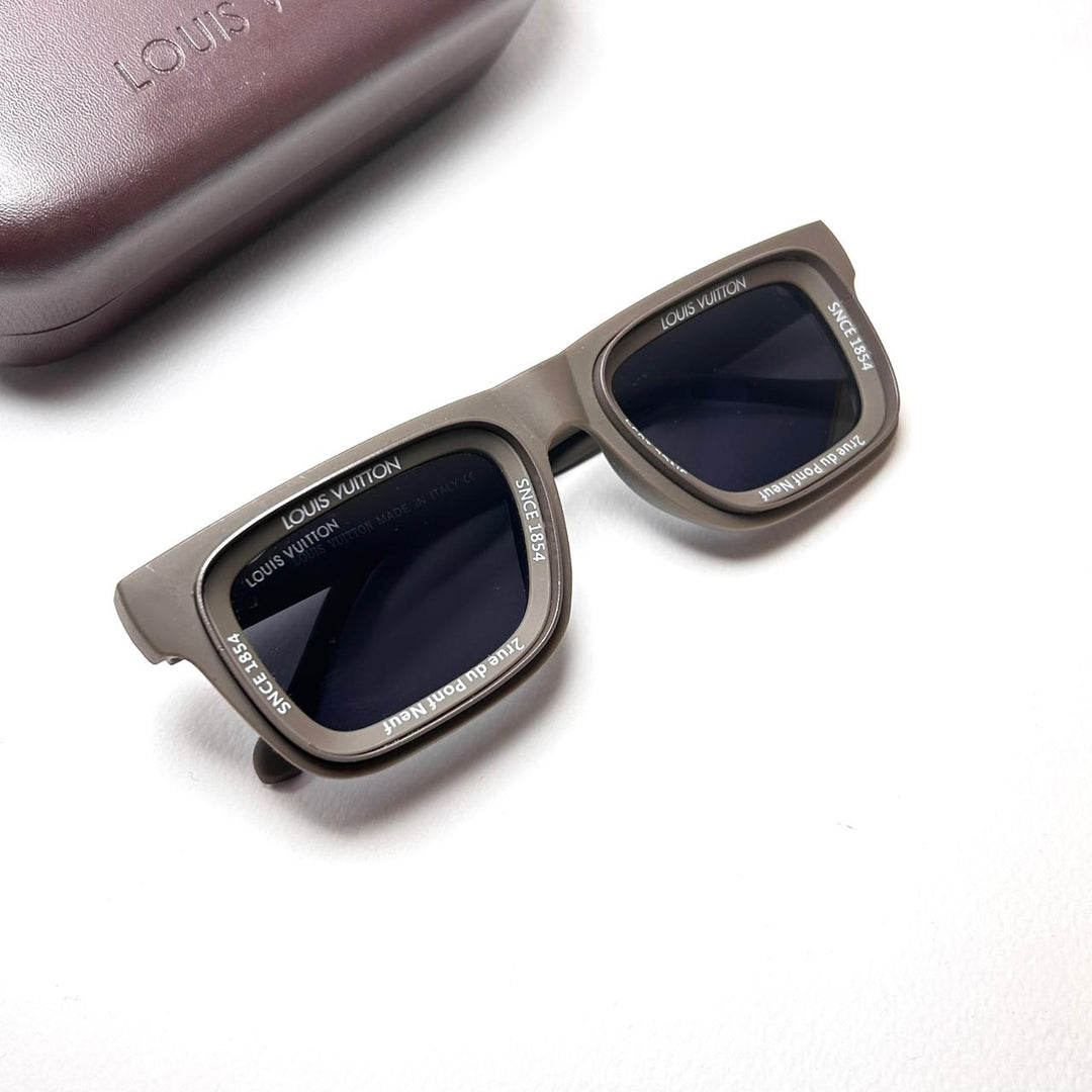 Louis Vuitton Super Vision Square - Warm Grey