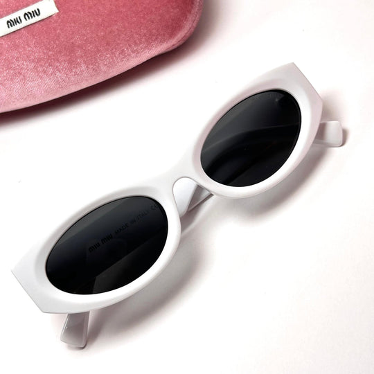 Miu Miu Glimpse Oval – White