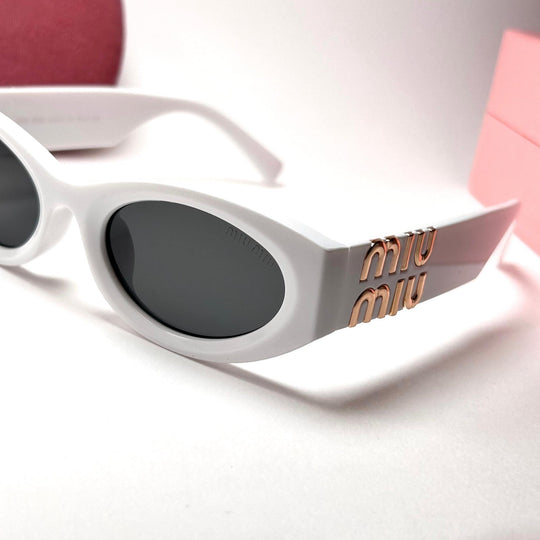 Miu Miu Glimpse Oval – White