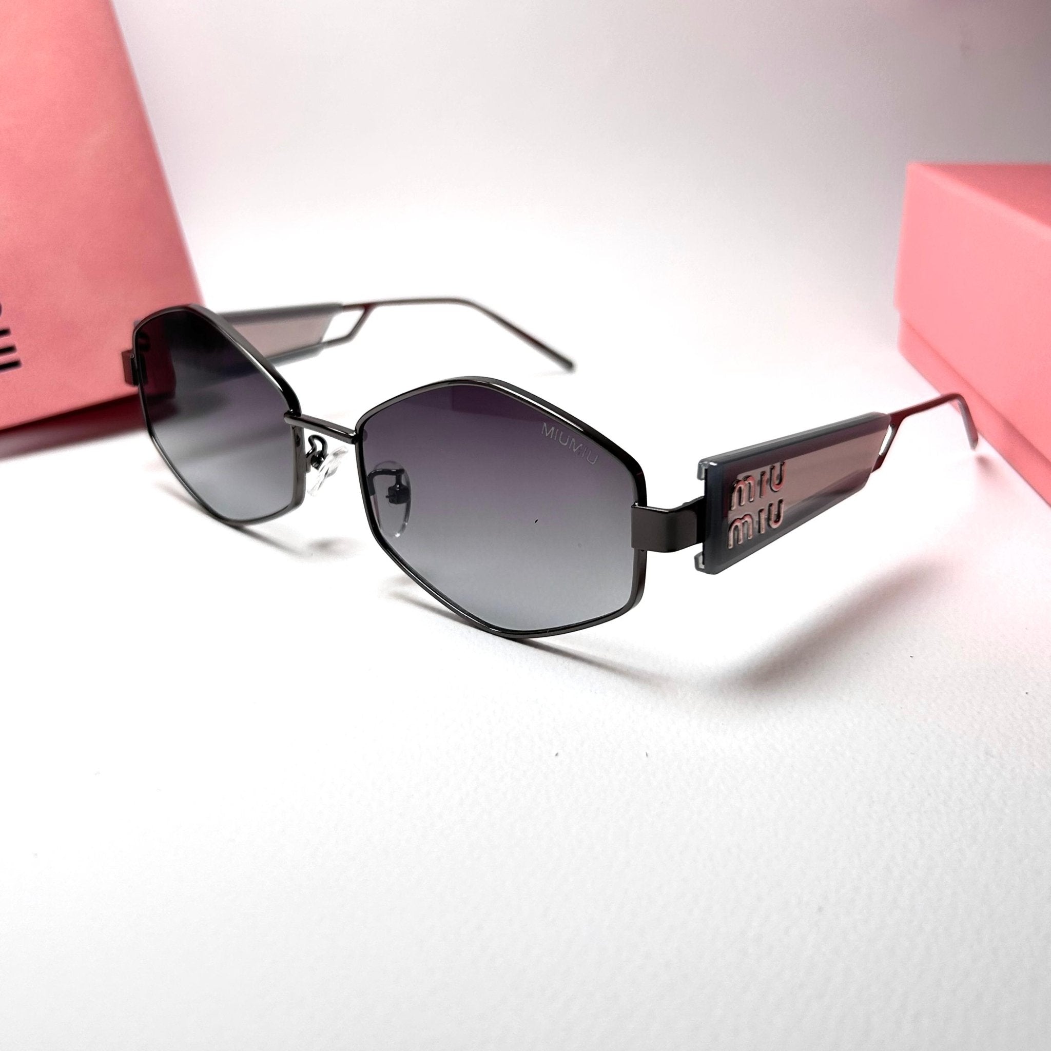 Miu Miu Hex MU53WS - Gray Gradient