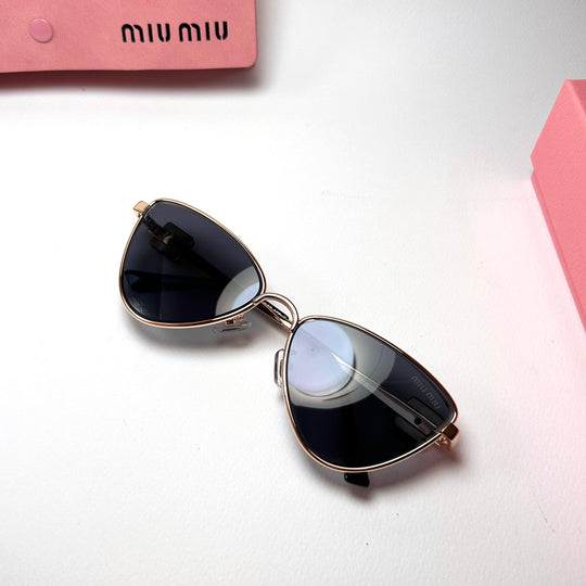 Miu Miu Logo Cat Eye - Black